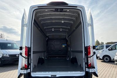 Ford Transit L4H3