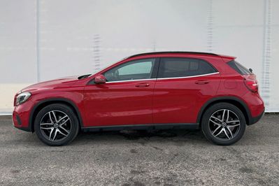 Mercedes GLA 200 7G-DCT Style
