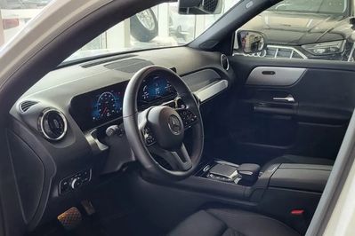 Mercedes GLB 200 4-Matic Style 8G-DCT