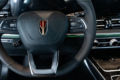 Hongqi HS5 Executive AWD 2.0T