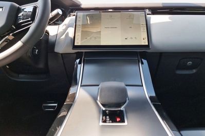 Land Rover Range Rover Velar Velar 2.0 P250 Dynamic SE