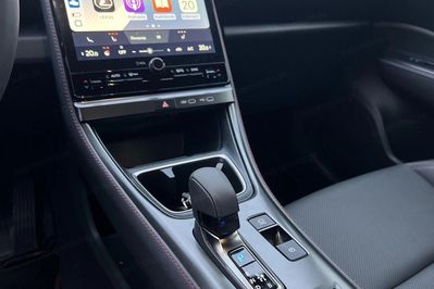 Lexus LBX 1.5 Hybrid Emotion