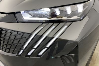 Peugeot 3008 GT 1.2 mHEV e-DCS6