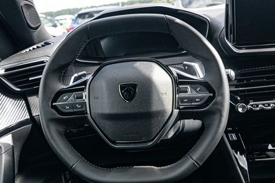 Peugeot 2008 Allure e-DCS 1.2 mHEV