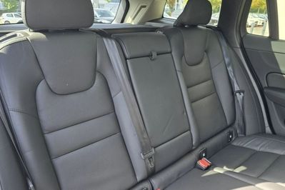 Volvo V60 B4 B Plus Dark