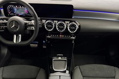 Mercedes Klasa A 220 4-Matic AMG Line