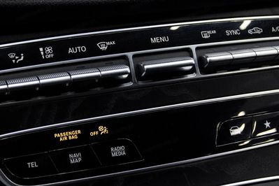 Mercedes Klasa E 220 d 4-Matic AMG Line