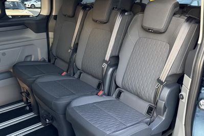 Ford Tourneo Custom 320 L1H1 Titanium A8