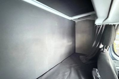 Iveco Daily 70C18 3.0 180KM