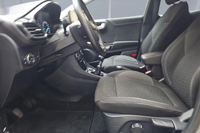 Ford Puma EcoBoost mHEV Titanium
