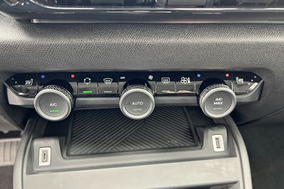 Citroen C4 X Shine Pack 1.2 PureTech EAT8