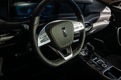 Bestune T77 1.5T Elegance DCT