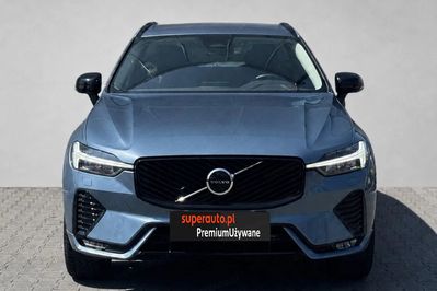 Volvo XC60 B5 B AWD Plus Dark