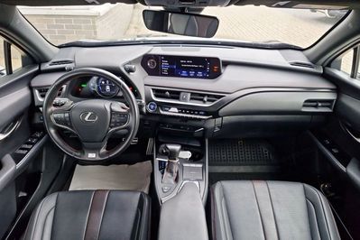 Lexus UX 2.0
