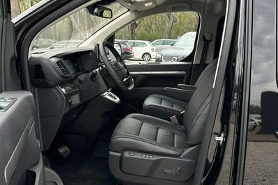Peugeot Traveller 2.0 Business VIP