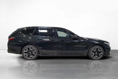 BMW Seria 5 520i mHEV M Sport aut