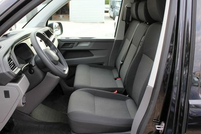 Volkswagen Transporter TDI L1H1 aut