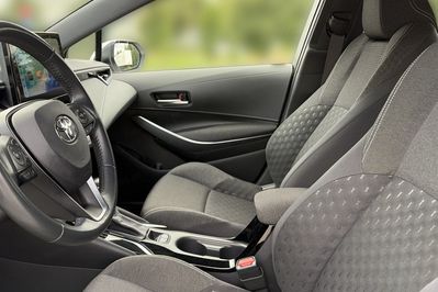 Toyota Corolla 1.8 Hybrid Comfort