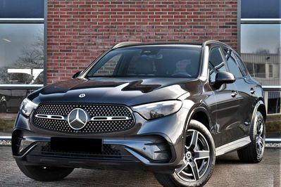 Mercedes GLC 200 4-Matic AMG Line
