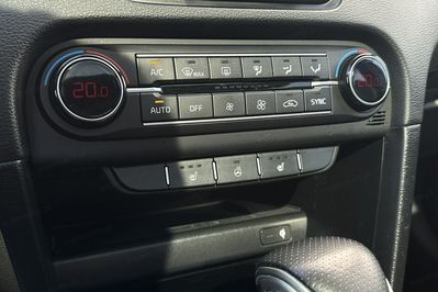 Kia ProCeed 1.5 t-Gdi Gt Line Dct