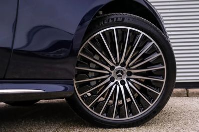 Mercedes Klasa E 300 e 4-Matic AMG