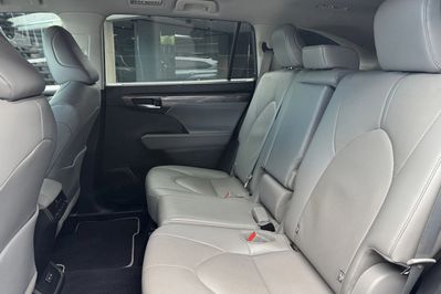 Toyota Highlander 2.5 Hybrid Prestige