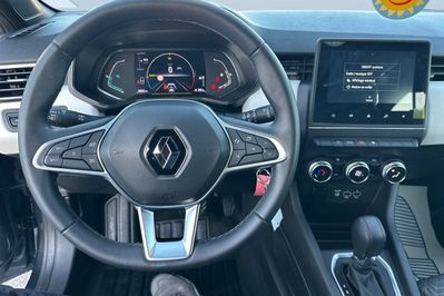 Renault Clio Limited 1.6 E-Tech Hybrid AT