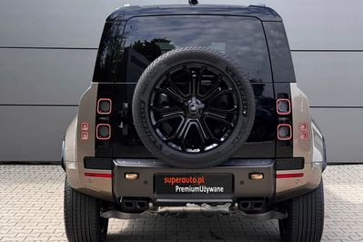Land Rover Defender 110 P635 V8 Octa