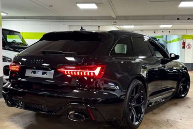 Audi A6 RS6 TFSI quattro Performance Avant