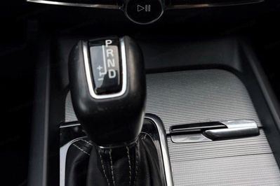 Volvo V60 D3 R-Design