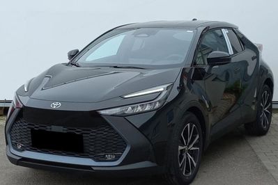 Toyota C-HR Style 2.0 Hybrid Dynamic Force Plug-in