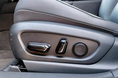 Lexus UX 250h Business 2WD