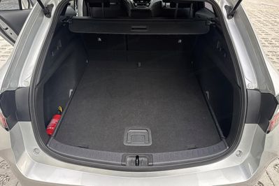 Toyota Corolla Active 1.8 Hybrid