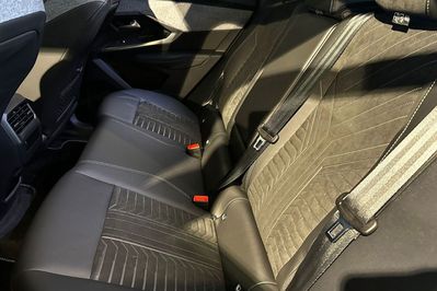 Peugeot 3008 GT Plug-in HYBRID e-DCS7 1.6 PHEV