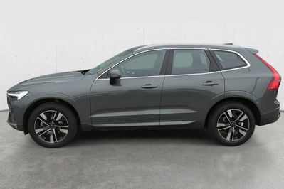 Volvo XC60 B5 B AWD Plus Dark aut