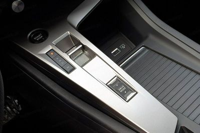 Peugeot 408 GT S&S e-DCS6 1.2 PureTech mHEV