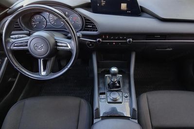 Mazda 3 2.0 Kai