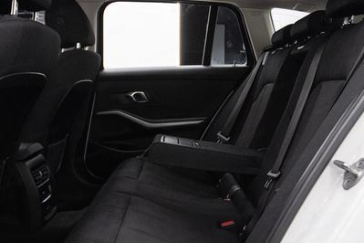 BMW Seria 3 Touring 318i