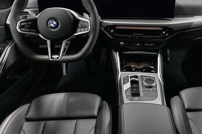 BMW Seria 3 318i M Sport