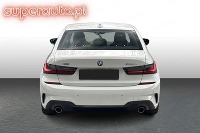 BMW Seria 3 330e xDrive M Sport