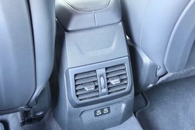 BMW Seria 1 120 mHEV aut