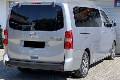 Toyota Proace Verso Long Business