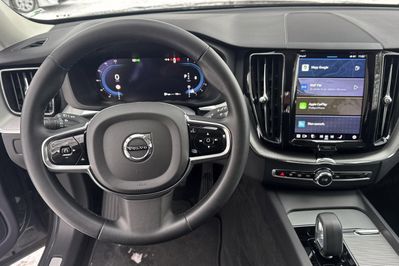 Volvo XC60 B4 B Plus Dark