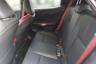 Lexus LBX Hybrid Vibrant Edition