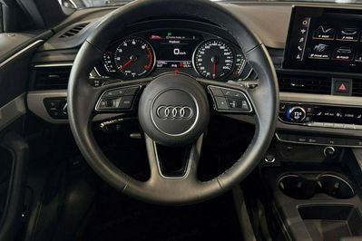 Audi A4 35 TFSI S tronic
