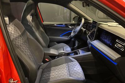 Volkswagen Tiguan R-Line Plus 2.0 TSI 4Mot. DSG