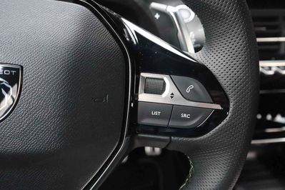 Peugeot 208 GT eDCS 1.2 mHEV