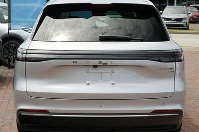 Geely Starray EM-i 1.5 PHEV Pro