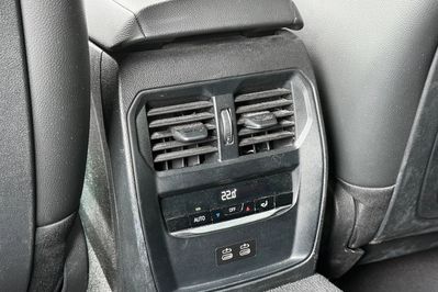 BMW Seria 3 Touring 318d Sport Line