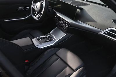 BMW Seria 3 318i M Sport